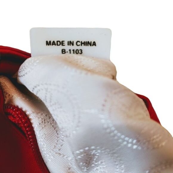 Michael Kors Red Ruched Leather Expandable Clutch with Chrome Hardware - Picture 7 of 8